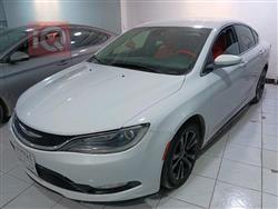 Chrysler 200